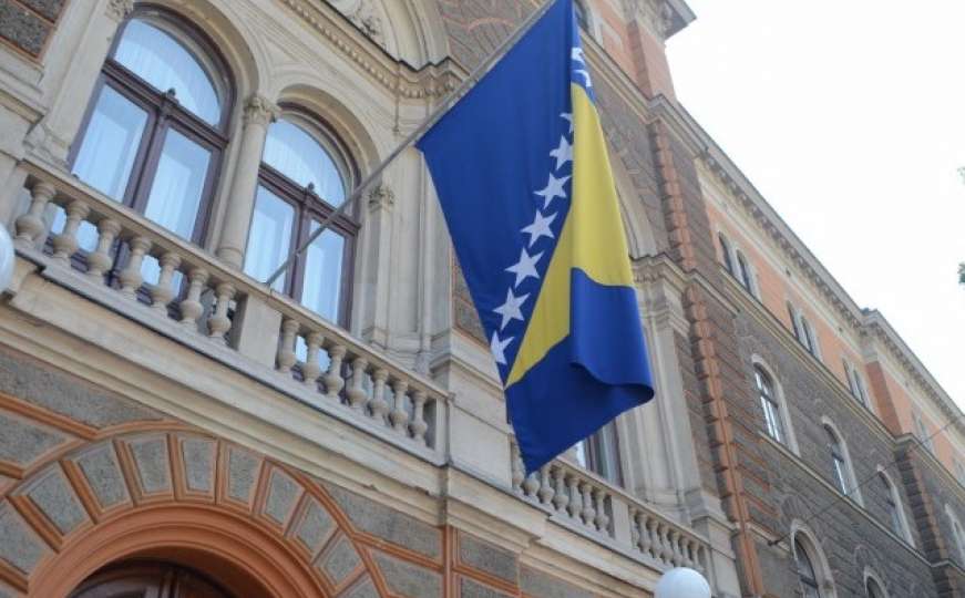 Priznanje Kosova: Iz kabineta Bakira Izetbegovića reagirali na uzbunu u Srbiji