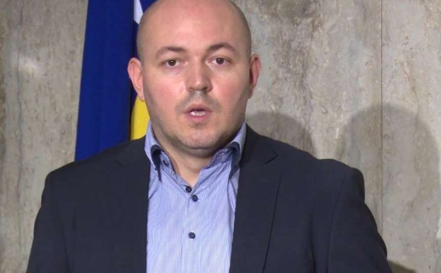 Bećirović: Trenutna kriza u BiH najviše odgovara Vučiću