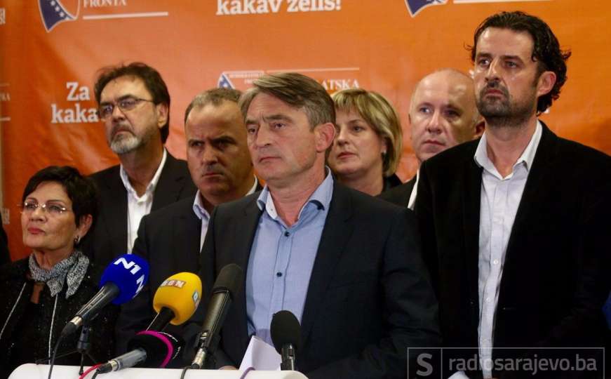 DF poručio strankama iz RS-a: Neshvatljiv je vazalski odnos prema Vučiću 