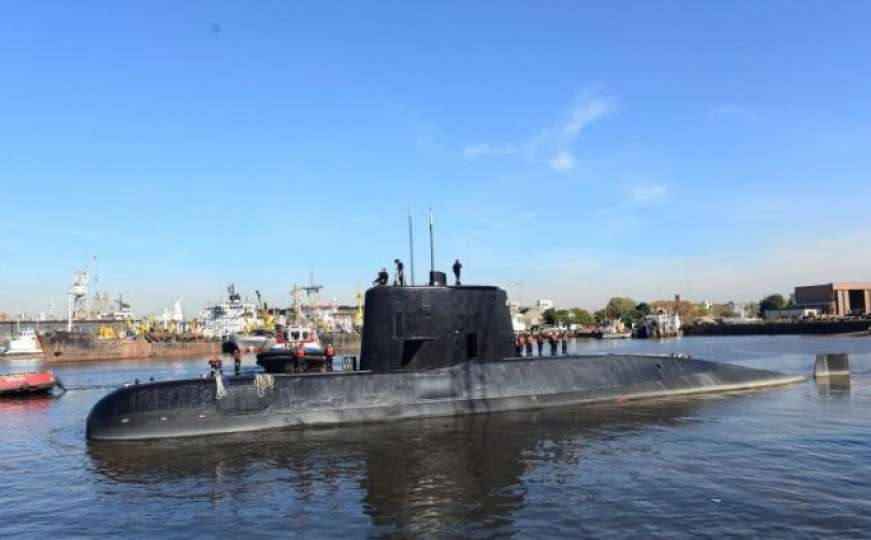 Nestala argentinska podmornica s 44 člana posade