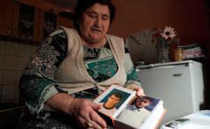 Srebreničanka Nura Alispahić: Ljubila sam sinove kosti da mi bude lakše