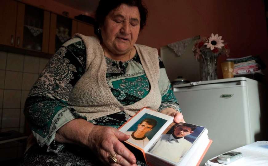 Srebreničanka Nura Alispahić: Ljubila sam sinove kosti da mi bude lakše