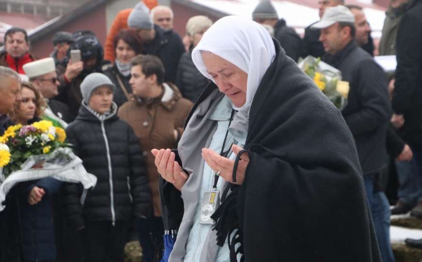 Sjećanje na žrtve: Obilježeno 25 godina od početka raspuštanja logora "Manjača"