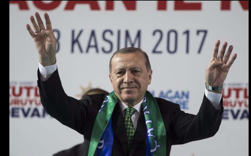Prikazali ga kao neprijateljsku metu: Erdogan odbio izvinjenje NATO-a