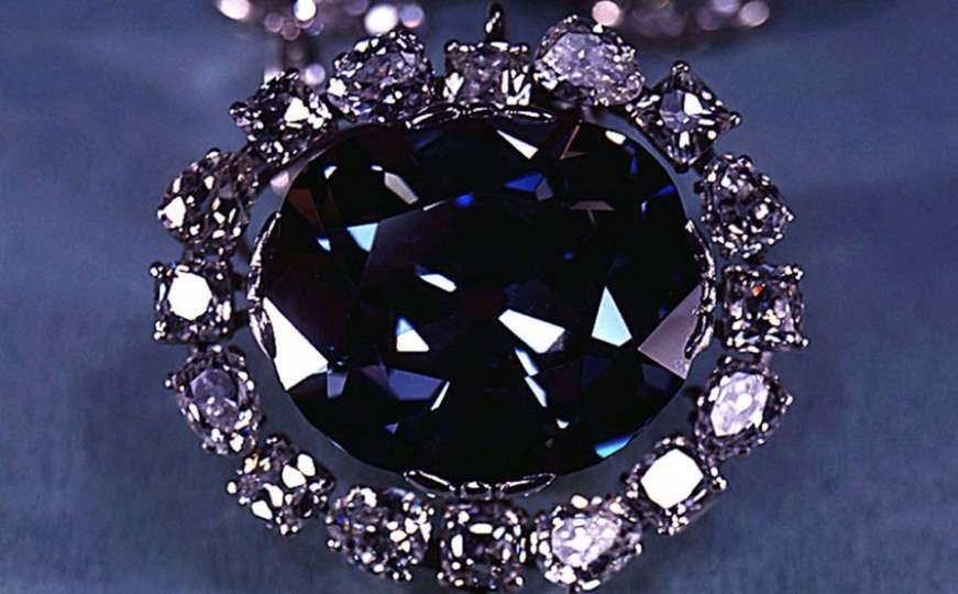 Legenda o ukletom plavom dijamantu: Vlasnicima donosi nesreću