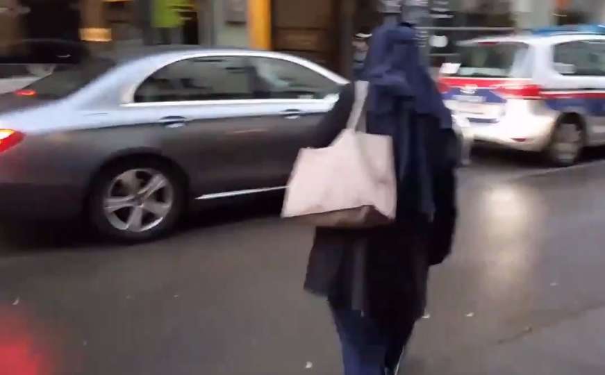 Švicarka koja je prešla na islam: Da skinem burku kao da sam u donjem vešu