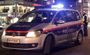 Hapšenje na glavnom trgu: Državljanin BiH pretukao Austrijanca pa prijetio policiji