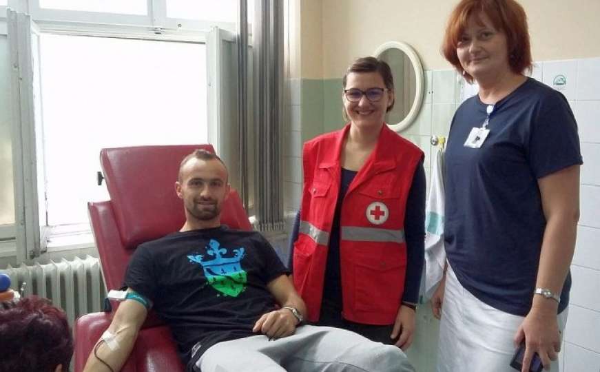 Amel Tuka u zeničkoj bolnici darivao krv