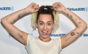 Zbog posljednje fotografije na Instagramu svi misle da je Miley Cyrus trudna