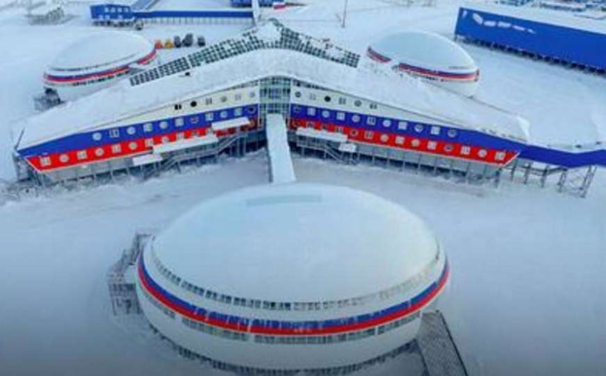 Projekt "Santa leda": Putin na Arktik šalje najveću nuklearnu podmornicu 