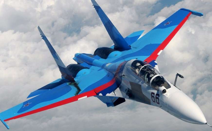 Umalo sukob: Iznad Crnog mora ruski borbeni avion presreo američkog
