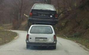 Englezi imaju autobuse na sprat, a mi...