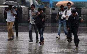 Oluja u Indiji: Poginulo osam osoba, evakuirano 1.000 ljudi