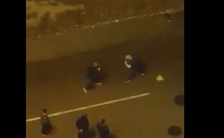 U centru Sarajeva: Dvojica muškaraca tukli se do iznemoglosti 