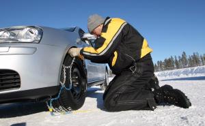 Snijeg napadao brijeg: Šta morate znati o lancima za automobile