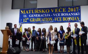Bosanski jezik uči se u Australiji: Proslava mature 12. generacije učenika