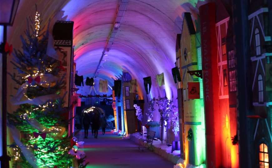 Zagreb: Tunel Grič pretvoren u adventsku bajku