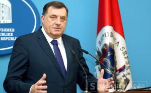 Bliski saradnici Angele Merkel traže da Njemačka uvede sankcije Miloradu Dodiku