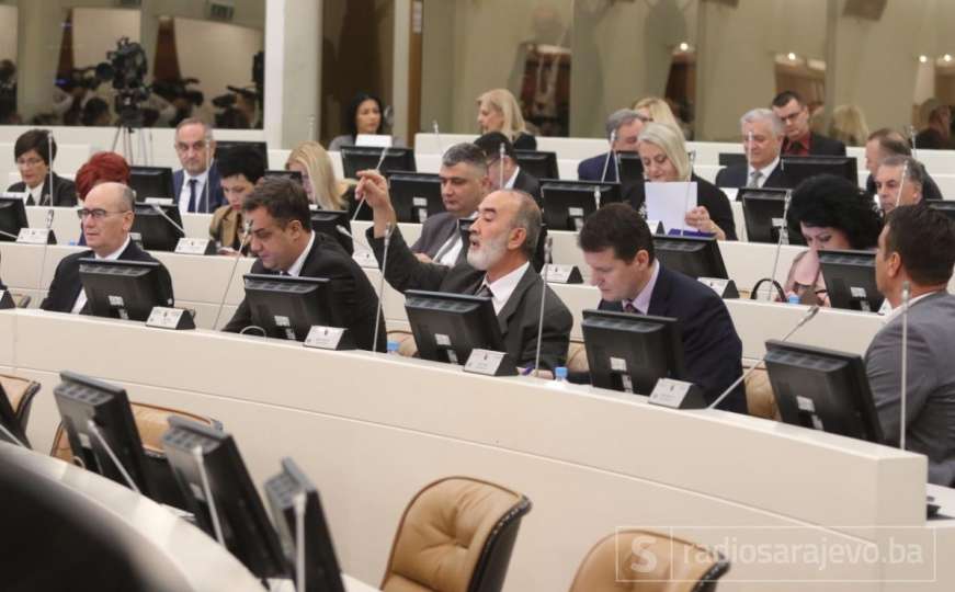 Zastupnički dom podržao prijedlog Nezavisnog bloka o izmjeni Izbornog zakona 