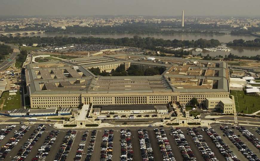 Pentagon priznao da je istraživao NLO