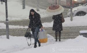 Početak sedmice donosi kišu i slab snijeg, temperature do -10 stepeni