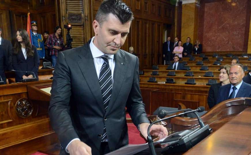 Srbijanski ministar Zoran Đorđević ostao nepovrijeđen u prevrtanju automobila