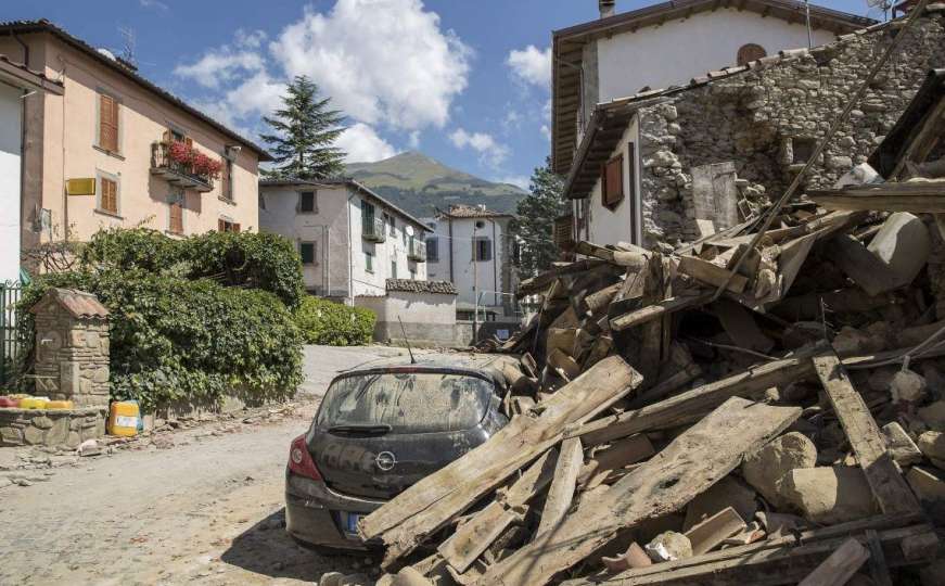 Naučnici upozoravaju: Zemlja usporava, 2018. nas čekaju veliki zemljotresi