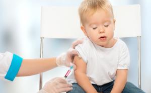 Nema razloga za zabrinutost: Nestašica petovalentne vakcine prekida se sutra