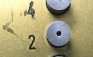 U prizemlju ima meze i rakije 