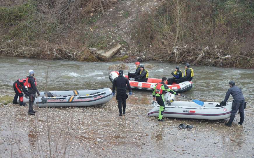Više od 700 ljudi tragalo do Bosanskog Šamca, tijelo Aldina Mulića nije pronađeno
