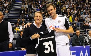 Ana dovodi Bastiana u Partizan