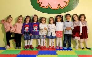 Odgajatelji na mukama: Pet parova blizanaca dijele istu učionicu u vrtiću
