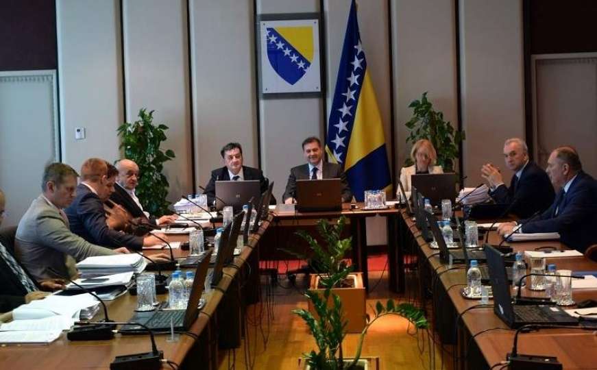 Vijeće ministara usvojilo odluku o privremenom finansiranju institucija BiH 