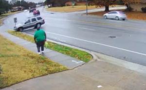 Rođen pod sretnom zvijezdom: Čudesno izbjegao smrt pred točkovima Jeepa