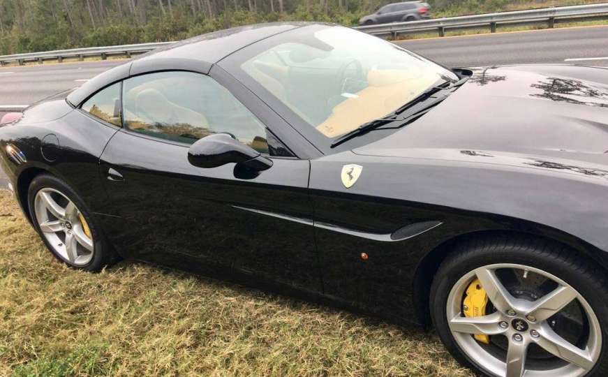 Policija dala savjete kradljivcu skupog Ferrarija