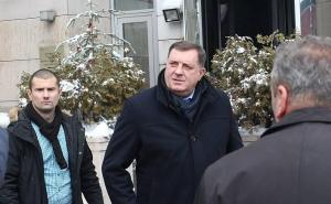 Dodik pisao Ivaniću: Osigurajte prisustvo srpskih vojnika OSBiH u Banjoj Luci 
