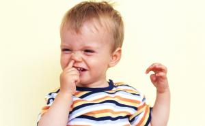 Ljekari istakli: Nemojte djeci braniti čačkanje nosa