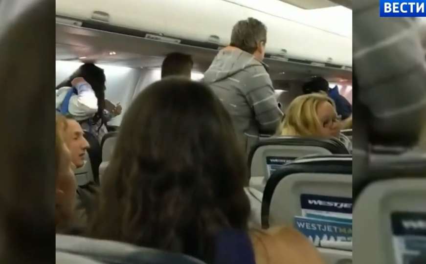 Vrisak i panika među putnicima: Objavljen snimak iz zapaljenog aviona