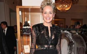 Sharon Stone i na pragu 60. godine ostavlja bez daha seksipilom