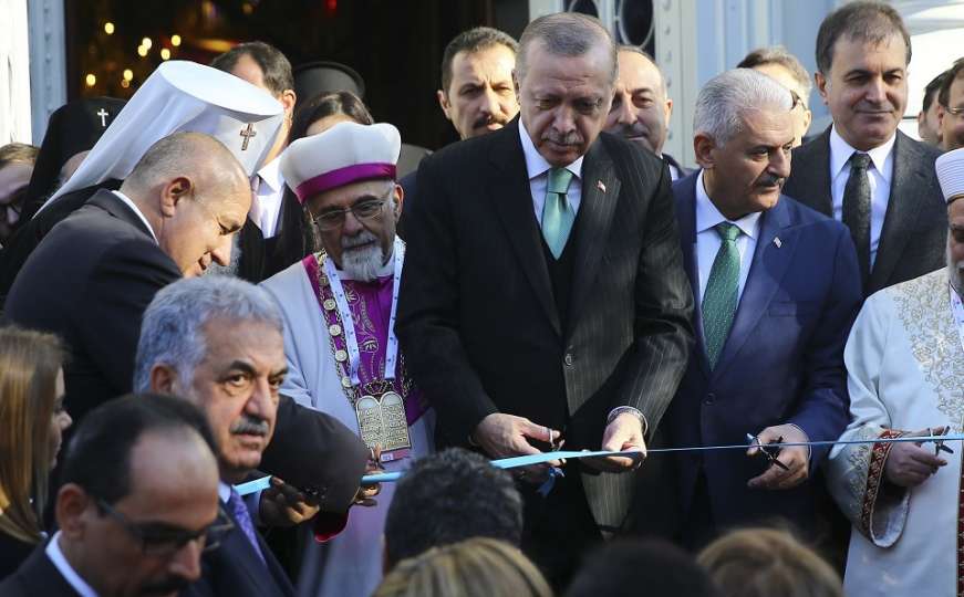 Istanbul: Erdogan i bugarski premijer Borisov otvorili obnovljenu pravoslavnu crkvu