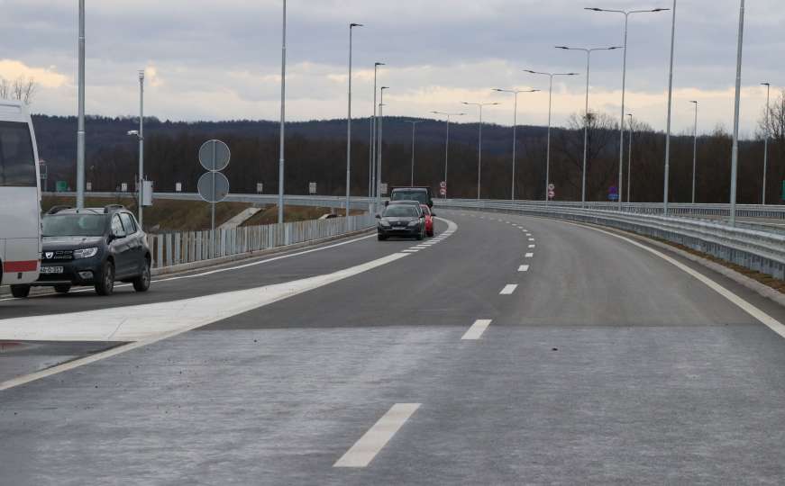 Dionica Odžak - Svilaj: Pogledajte vožnju autoputem koji povezuje BiH i Europu
