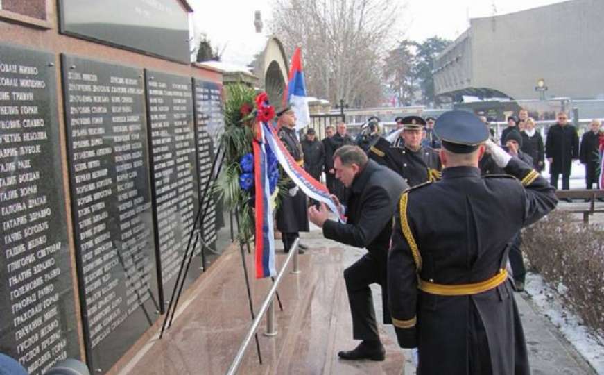 Dodik, Ivanić i Cvijanović: Dan RS-a dočekujemo u čast slobode i mira naroda