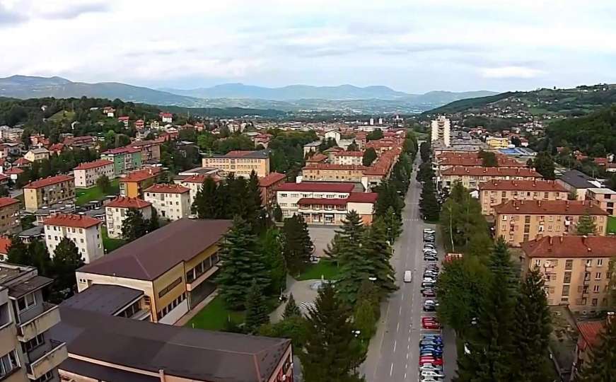 Napetosti u Novom Travniku: Postavljene nove zastave "Herceg-Bosne"