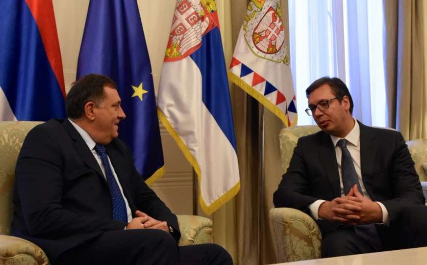 Vučić čestitao Dodiku 9. januar: Srbija ćе uvijеk biti uz Rеpubliku Srpsku