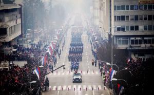 Svečani defile: U Banjoj Luci političari, vojnici i studenti obilježili "Dan RS-a"