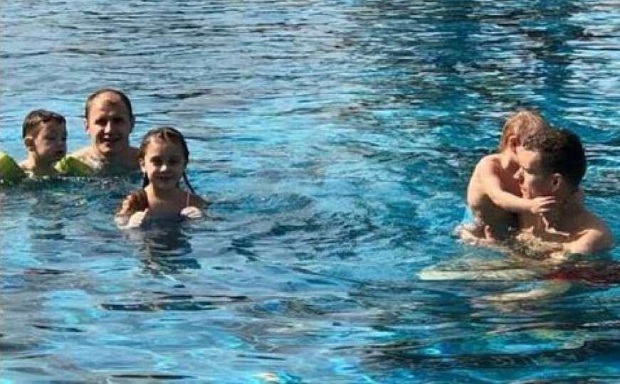 Veliko prijateljstvo: Džeko i Ibričić s porodicama na odmoru u Dubaiju 