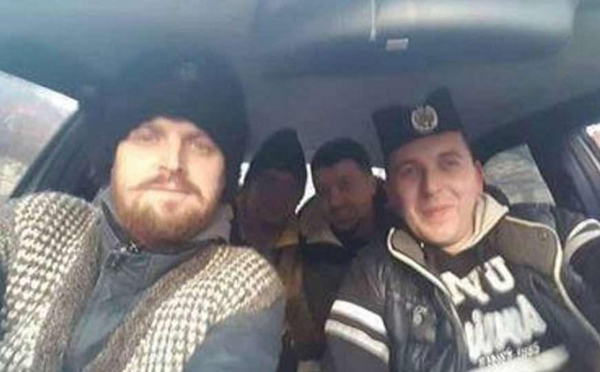Policajac Njegoš Tomić suspendiran zbog fotografija s četničkim simbolima
