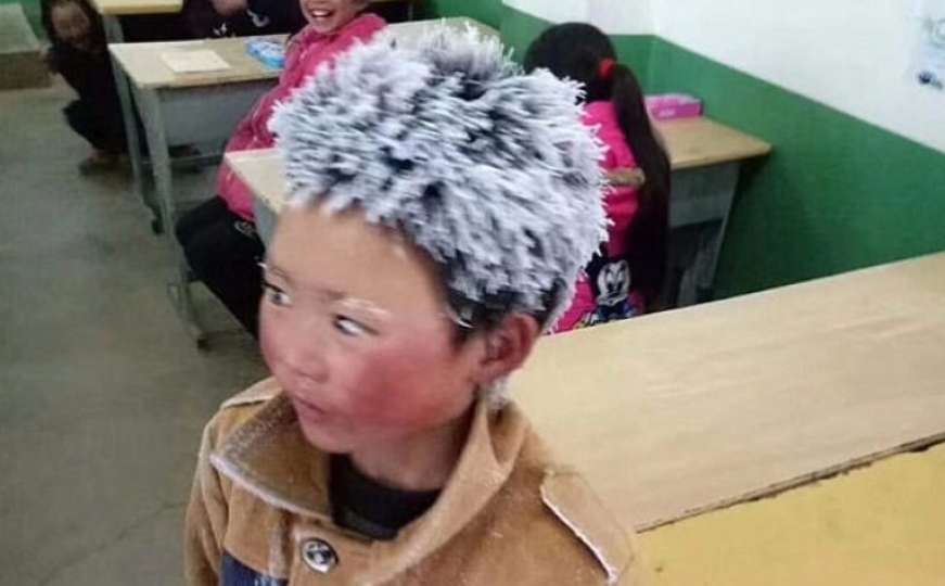 Dječak heroj: Svaki dan pješači pet kilometara, u školu dolazi zaleđene kose