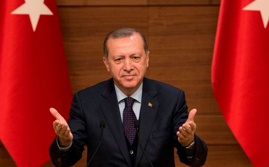 Erdogan vratio na posao 1.800 od 140.000 otpuštenih osoba povezanih s pučem 