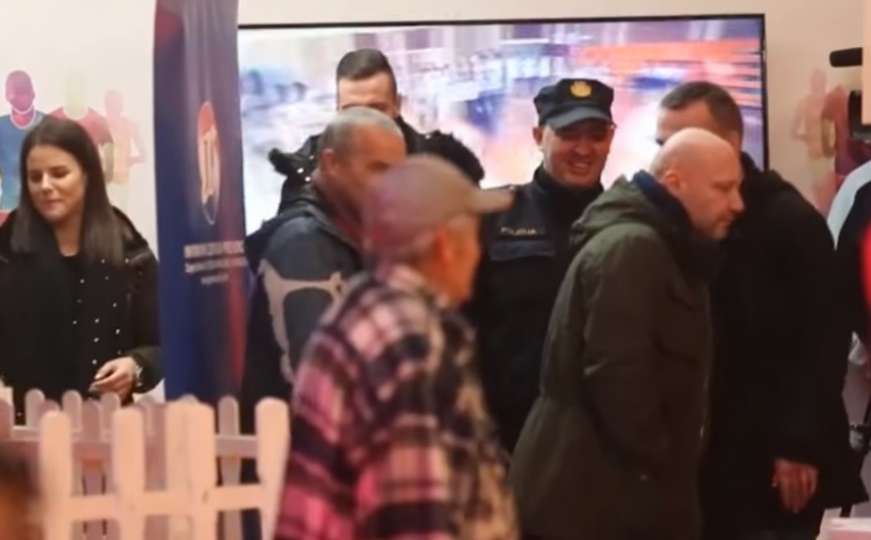 Policajac zaplesao u centru Zagreba i postao hit na društvenim mrežama